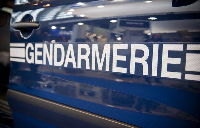640x410_le-18-octobre-2011-milipol-salon-mondiale-de-la-securite-interieure-des-etats-logo-gendarmerie-v-wartner-20-minutes.jpg