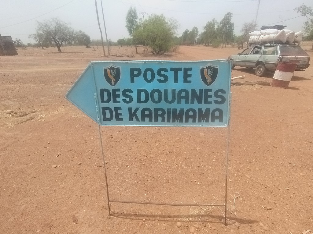 karimama_poste.jpg