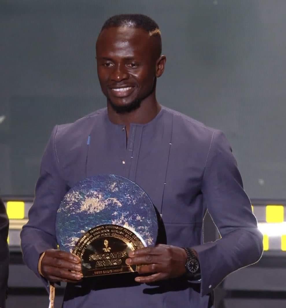 sadio_man2_p_s.jpg