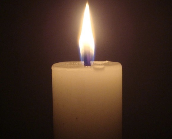 combustion-humaine-spontanee-effet-meche-bougie-4.jpg