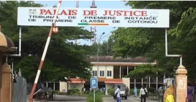 palais_de_justice_de_cotonou.png