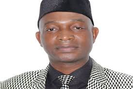 L’Honorable David Gbahoungba approuve le toilettage