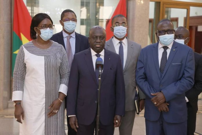arton11387.jpg