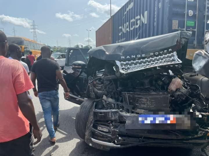 Drame : l’artiste DJ Kérozen victime d’un accident alors qu’il revenait de Yamoussoukro
