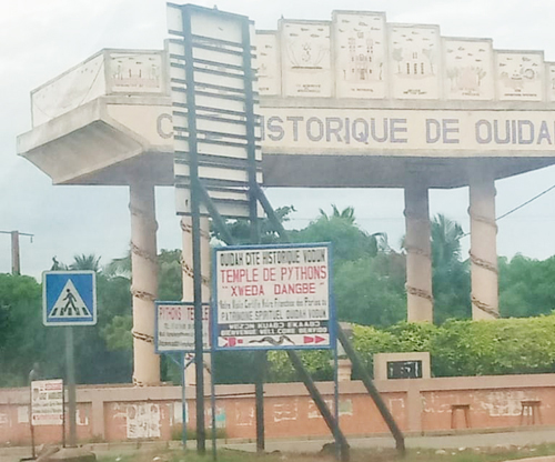Ouidah, le choix d&rsquo;une Miss après un concours de beauté crée la polémique