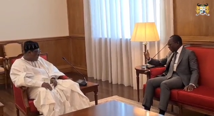 Talon, rencontre effective entre le président et son prédécesseur Boni Yayi (vidéo)