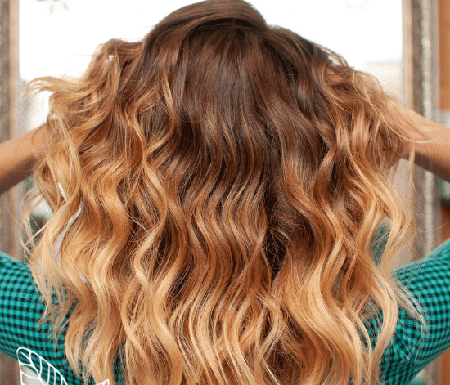 Hygiène : les conseils d’une dermatologue pour mieux entretenir ses cheveux