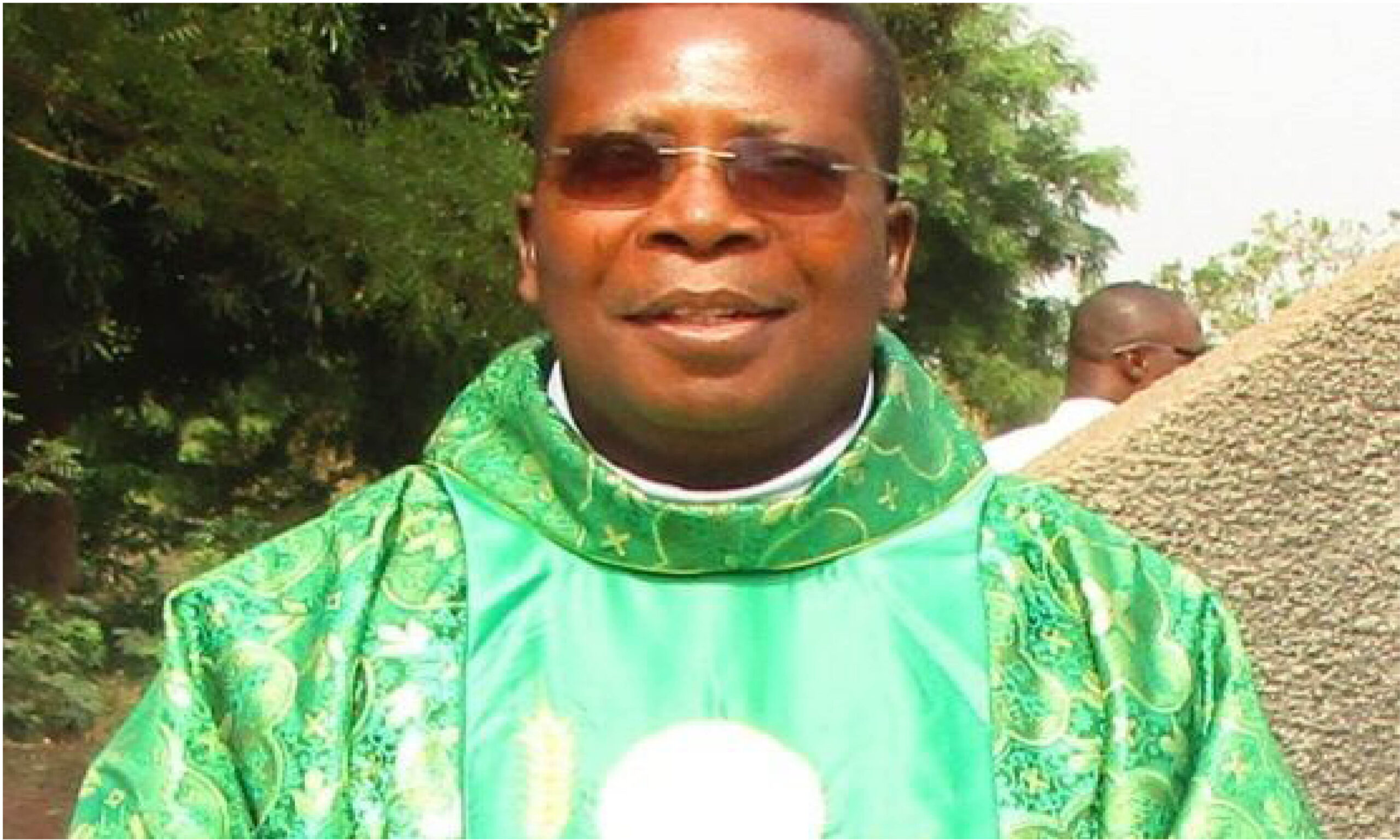 monseigneur_de_lokossa.jpg