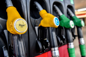 Pénurie de carburant au Bénin : les acteurs pétroliers sommés par le gouvernement