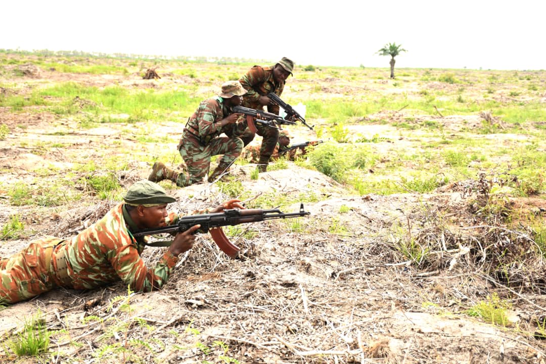 militaires_a_seme-podji.jpg