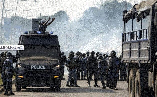 police_gabon.gif