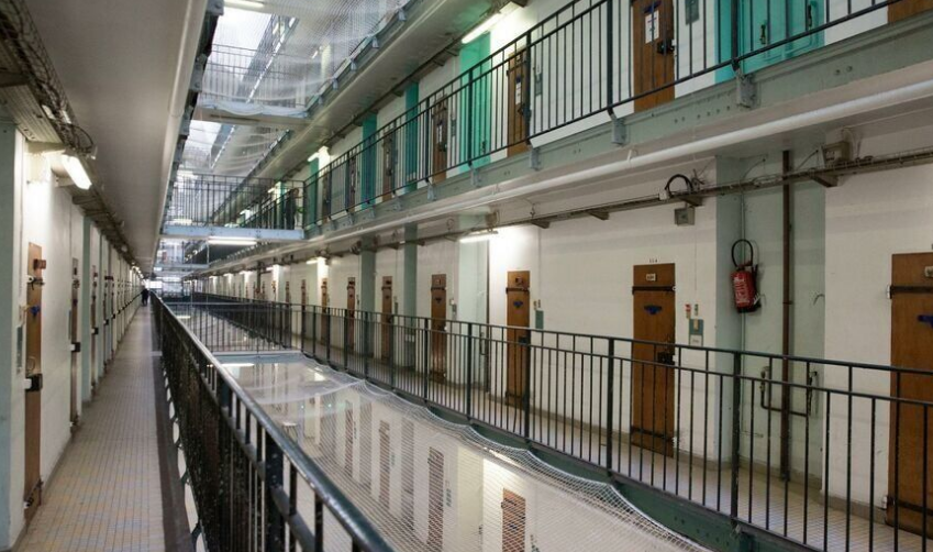 prison_france-3.png