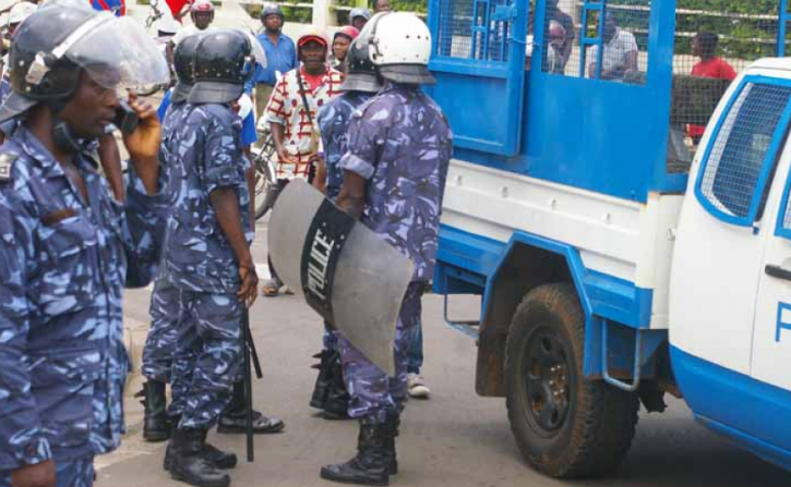 police_togolaise-3.png