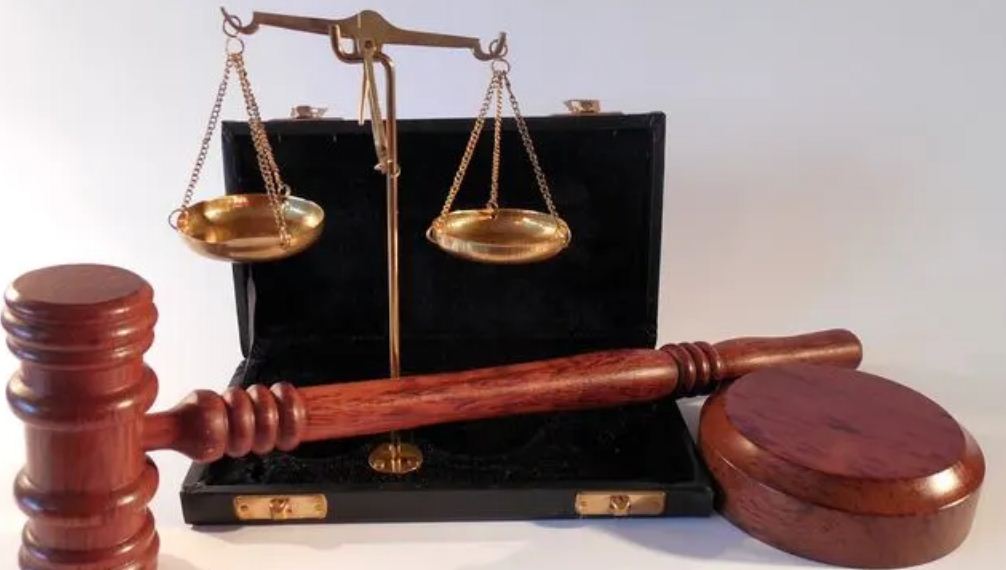 justice_2.jpg
