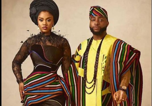 Davido : Pour leur mariage, l’artiste nigérian offre une bague d’une valeur de plus d’un milliard à sa future épouse