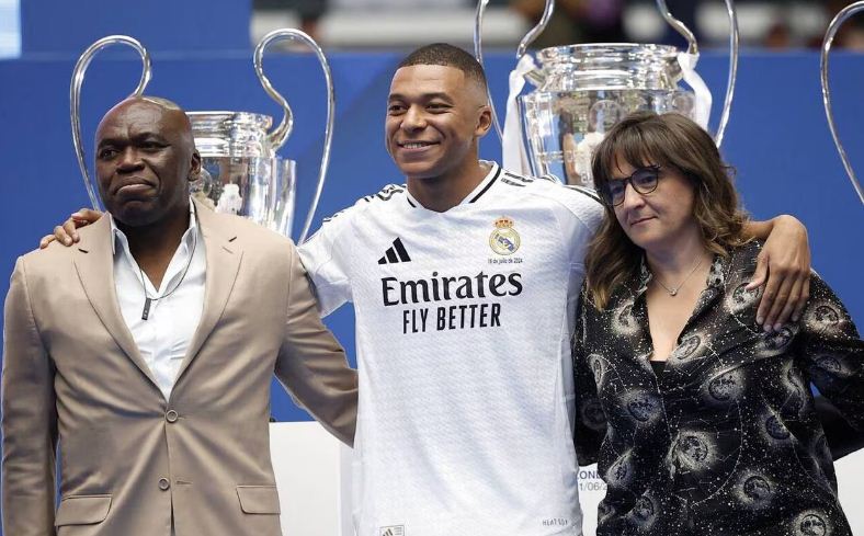mbappe_pere.jpg