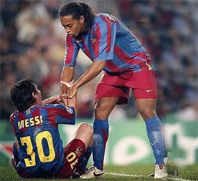 messi_et_ronaldinho.jpg