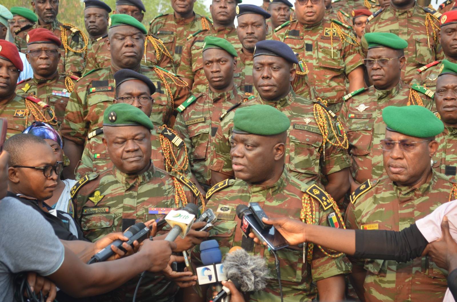 armee1.jpg