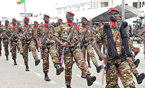 Benin : l&rsquo;armée recrute 100 militaires sous-officiers, spécialistes en pilotage de drones