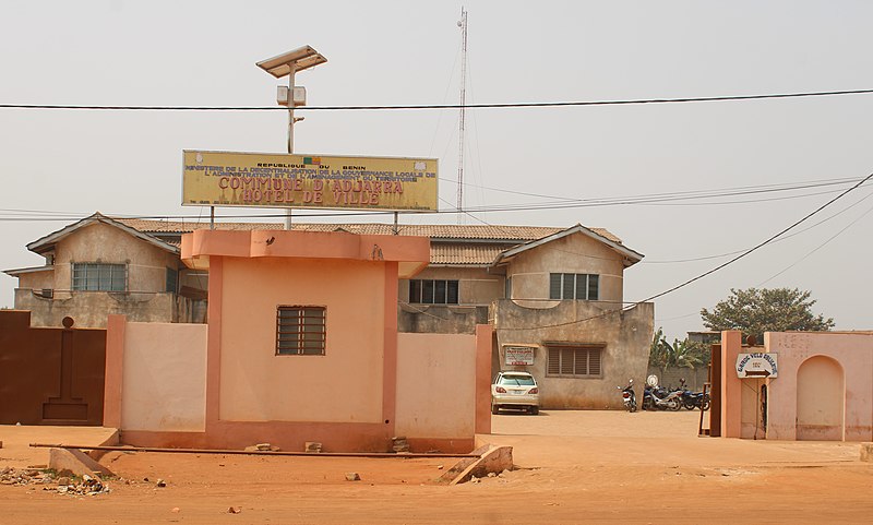 mairie_d_adjarra.jpg