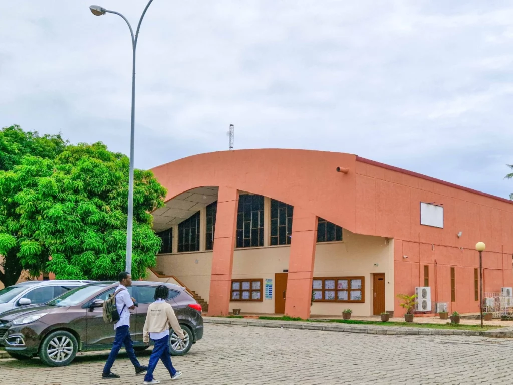 Université d&rsquo;Abomey-Calavi : la FSS ouvre les candidatures aux bacheliers 2026 diplômés à l’étranger