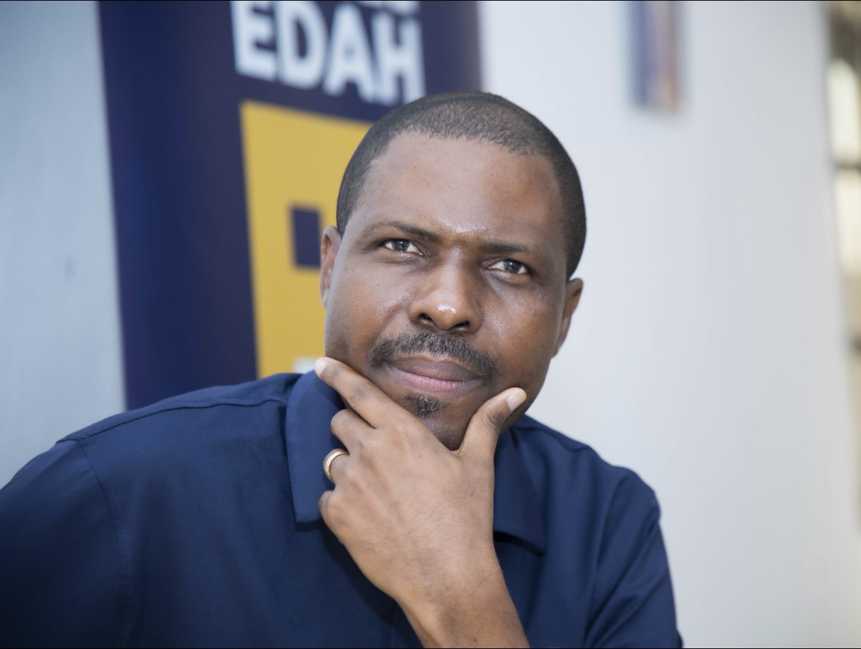 Daniel Eda, ancien fonctionnaire international et membre du parti Les Démocrates