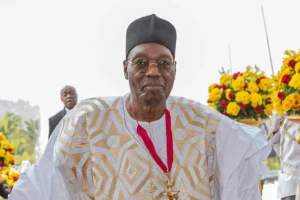 Cameroun : Issa Tchiroma porte plainte à Paris contre Paul Biya et plusieurs hauts responsables