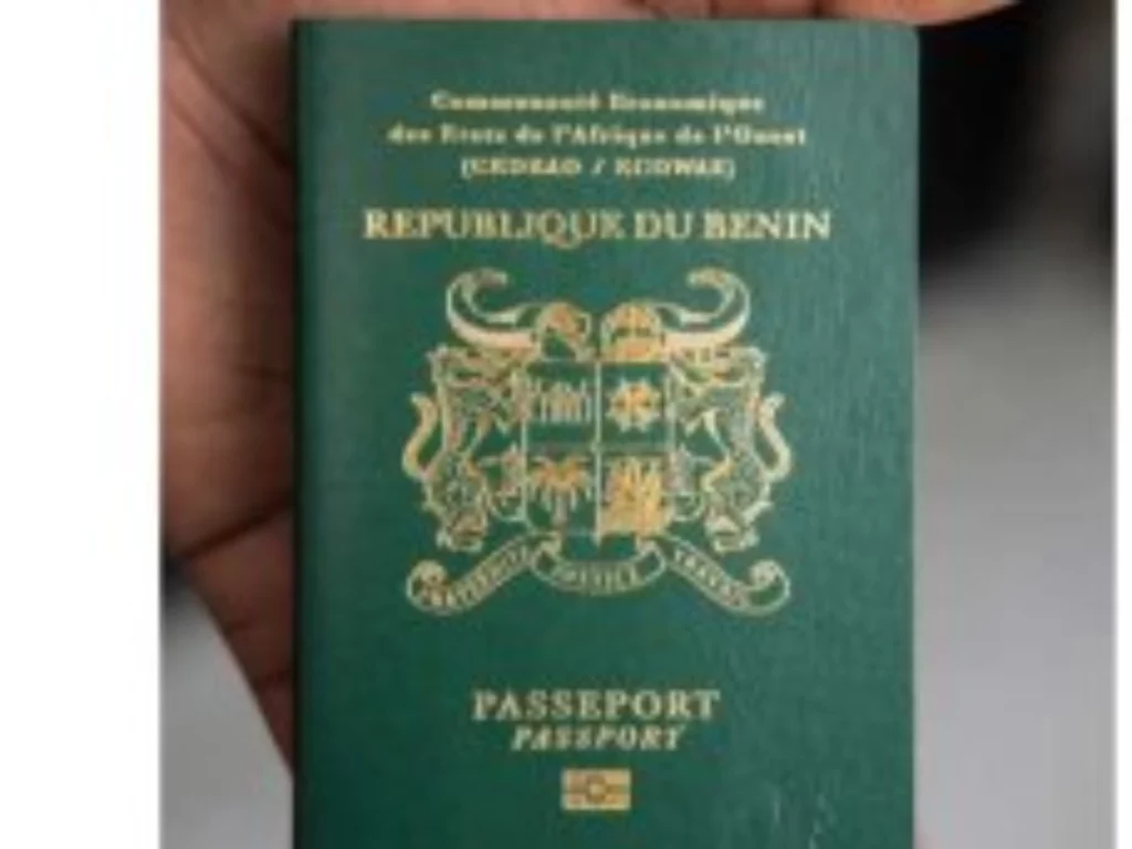 Bénin : le gouvernement simplifie la procédure de renouvellement du passeport aux béninois de la diaspora