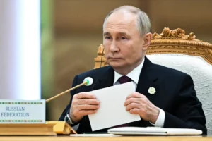 Diplomatie : Poutine nomme Mikhaïl Golovanov ambassadeur de Russie au Bénin