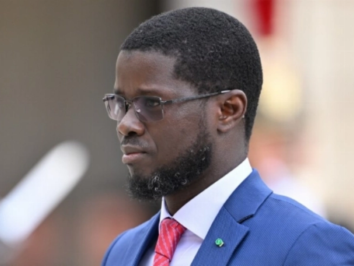 Sénégal : après le limogeage de Sonko, Diomaye Faye face à un double défi