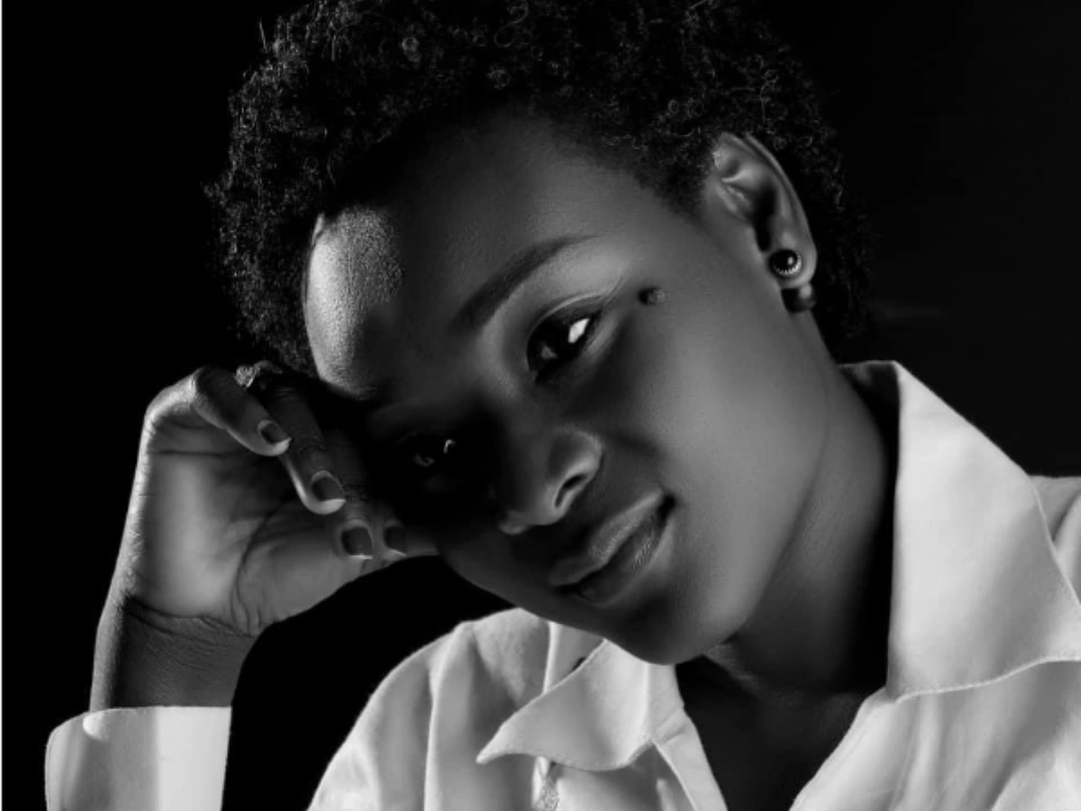 Affaire coup d’État déjoué au Bénin : la journaliste Angela Kpeidja encourt deux ans de prison