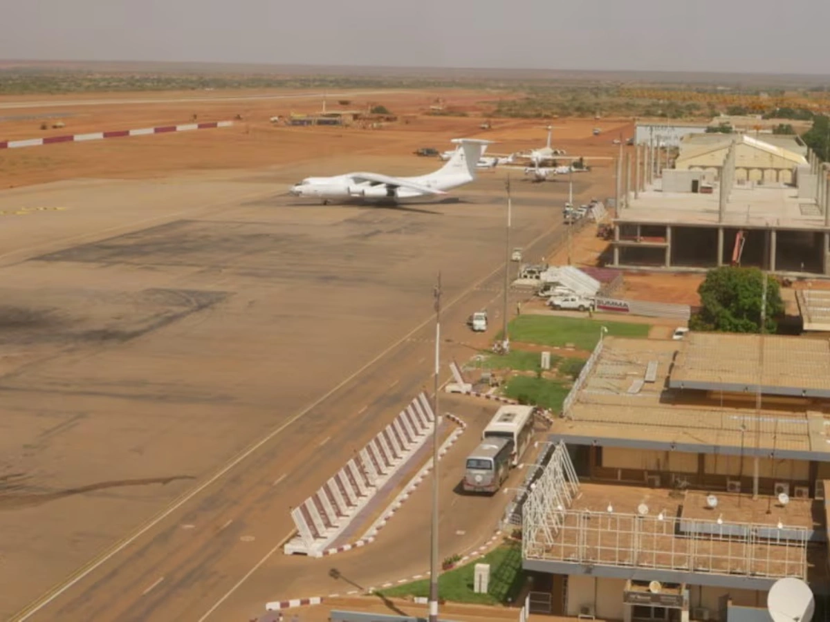 Niger : des tirs entendus aux abords de l&rsquo;aéroport international de Niamey, la situation reste confuse