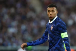 Coupe du monde 2026 : Mbappé à la poursuite du record légendaire de Cafu