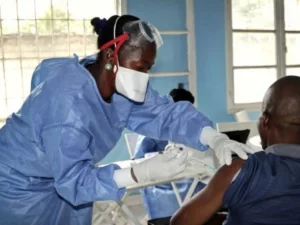 RDC : les médecins en grève en pleine crise Ebola