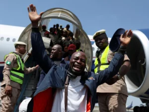 Afrique du Sud : 258 Nigérians rapatriés après des violences xénophobes