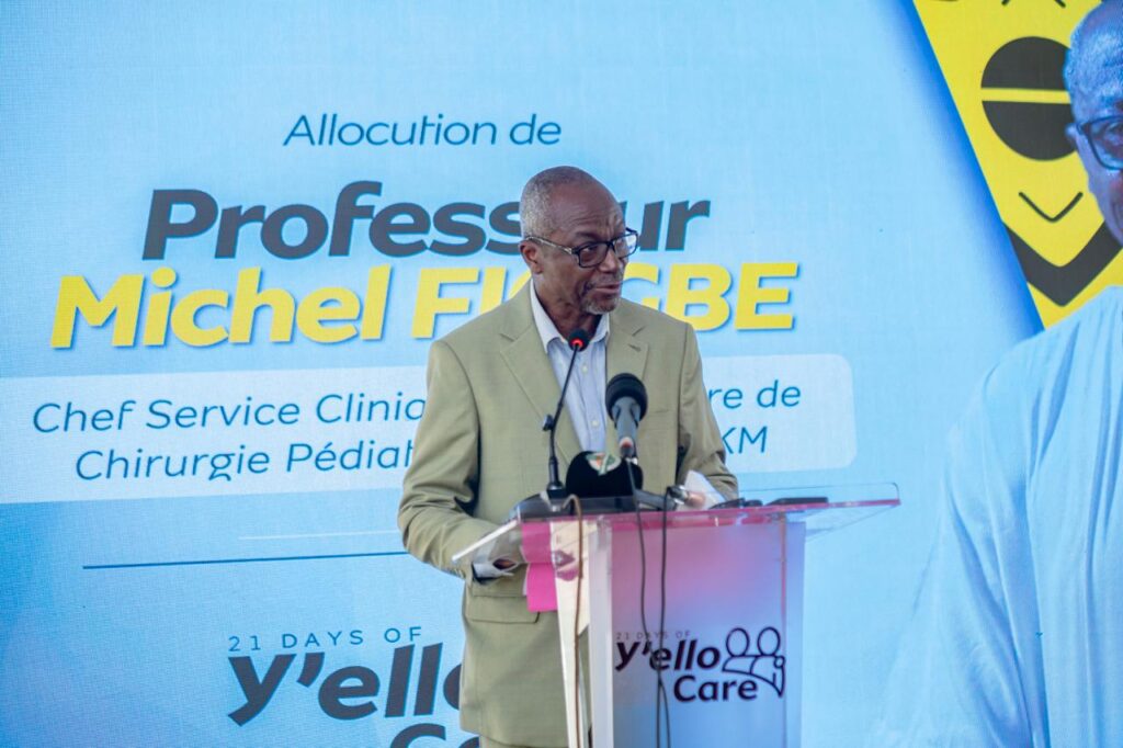 Représentant du CNHU-HKM, le Professeur Michel Fiogbé