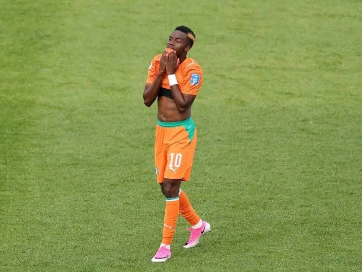 Mauvaise nouvelle pour Simon Adingra après son raté contre l’Allemagne en coupe du monde