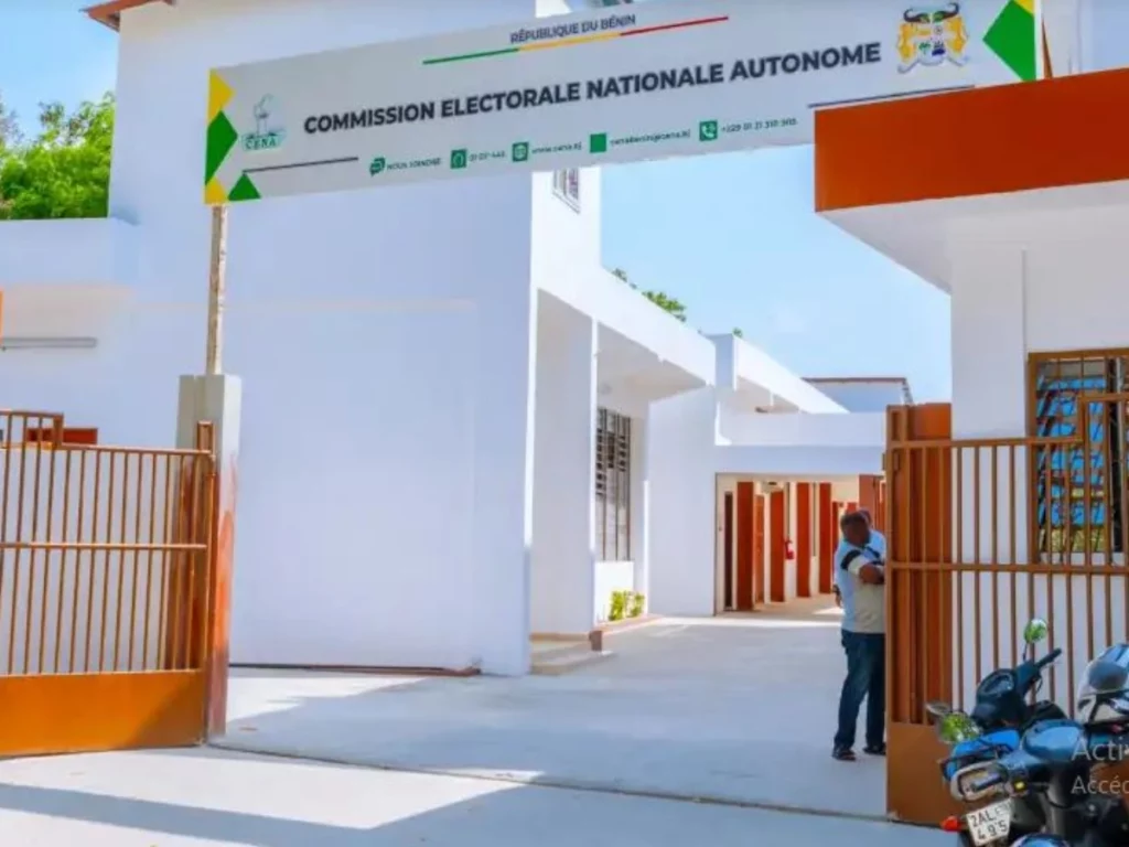 Bénin :La CENA provisoirement supprimée, une avancée ou un recul ?