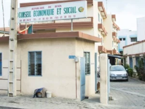 Bénin :  Des indices pour identifier le futur président du Conseil économique et social
