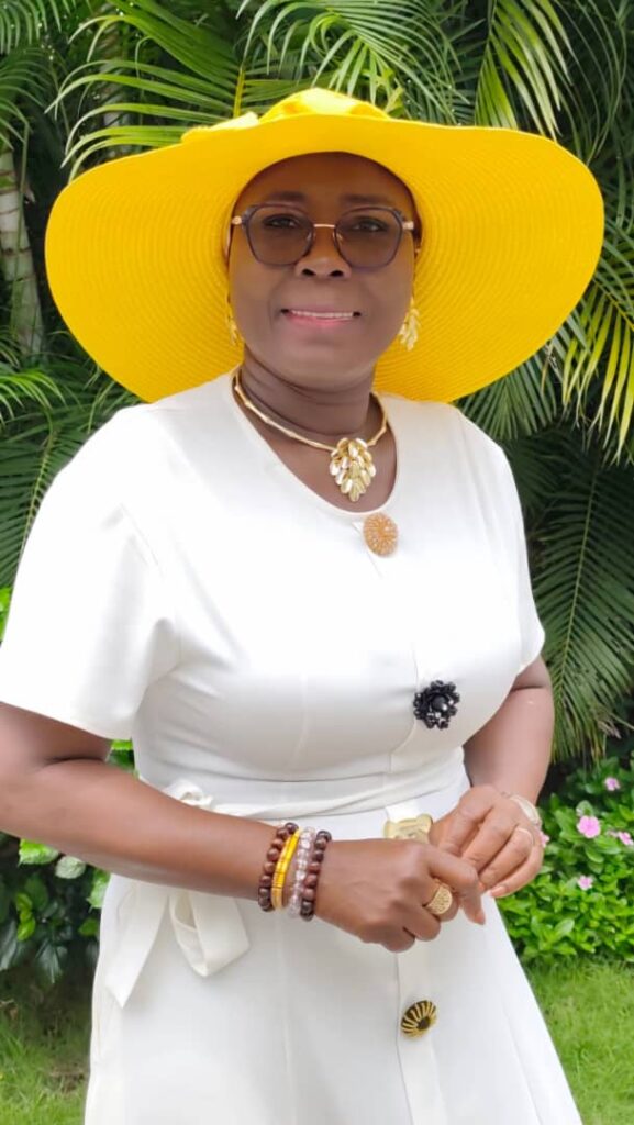 Bénin – UP-R : Christhelle Houndonougbo Alioza distinguée pour son engagement