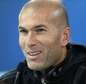 Équipe de France : Zinédine Zidane retrouve un staff technique complet