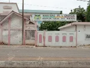 Électricité au Bénin : 127 nouvelles localités bientôt raccordées dans 07 départements, liste